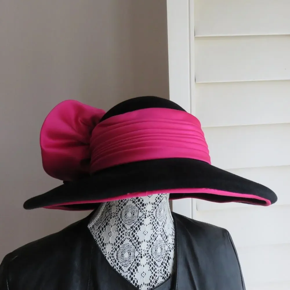 Mr John New York Paris Felt Hat Classic Glamour Black Red Flower Women's Vintage